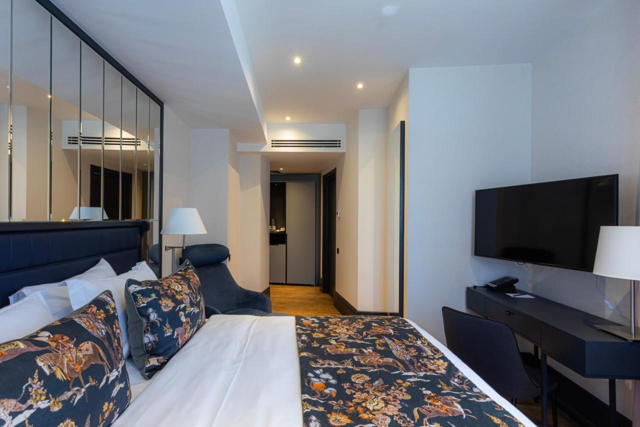 Puris Moedani Boutique Hotel Tbilisi Exteriör bild