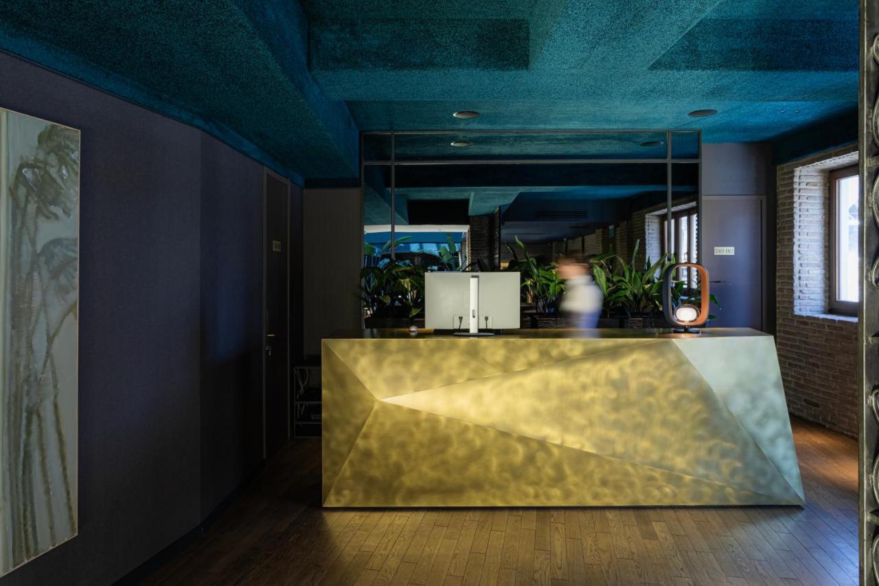 Puris Moedani Boutique Hotel Tbilisi Exteriör bild