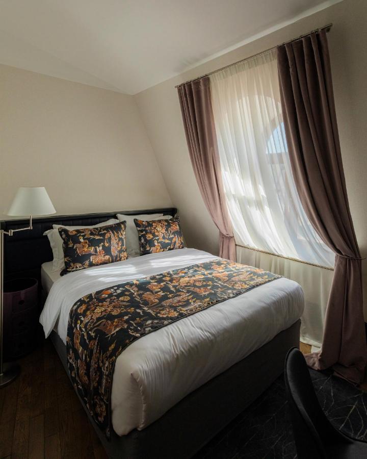 Puris Moedani Boutique Hotel Tbilisi Exteriör bild