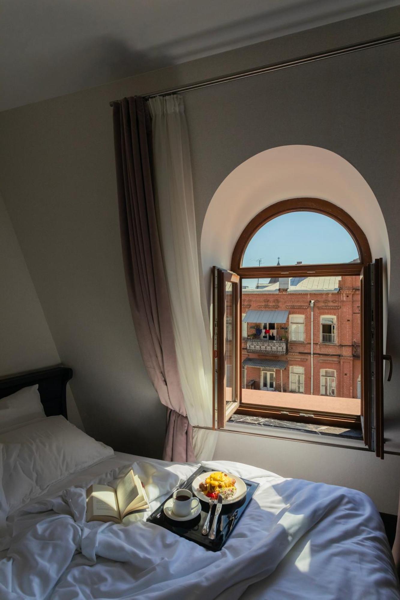 Puris Moedani Boutique Hotel Tbilisi Exteriör bild
