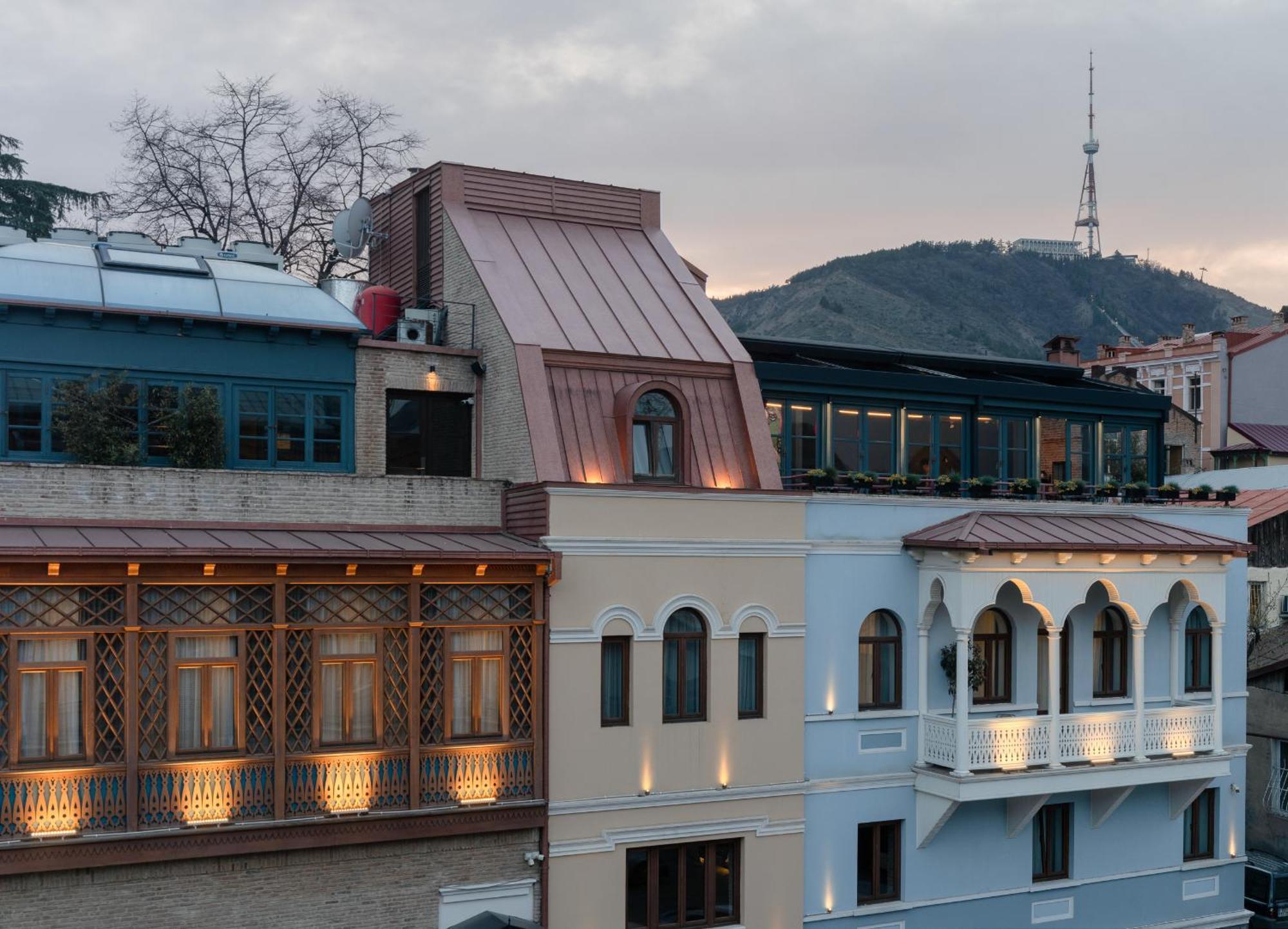 Puris Moedani Boutique Hotel Tbilisi Exteriör bild