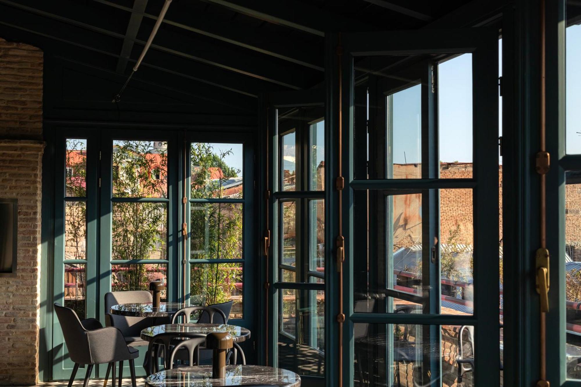 Puris Moedani Boutique Hotel Tbilisi Exteriör bild