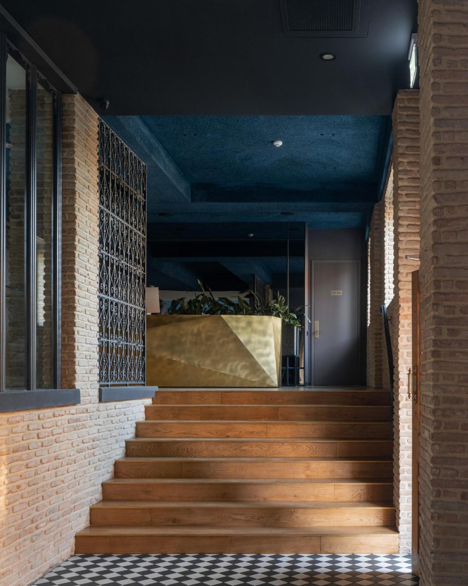 Puris Moedani Boutique Hotel Tbilisi Exteriör bild